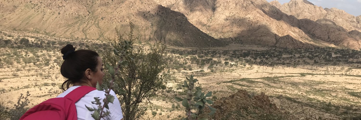 henahagag's profile banner image