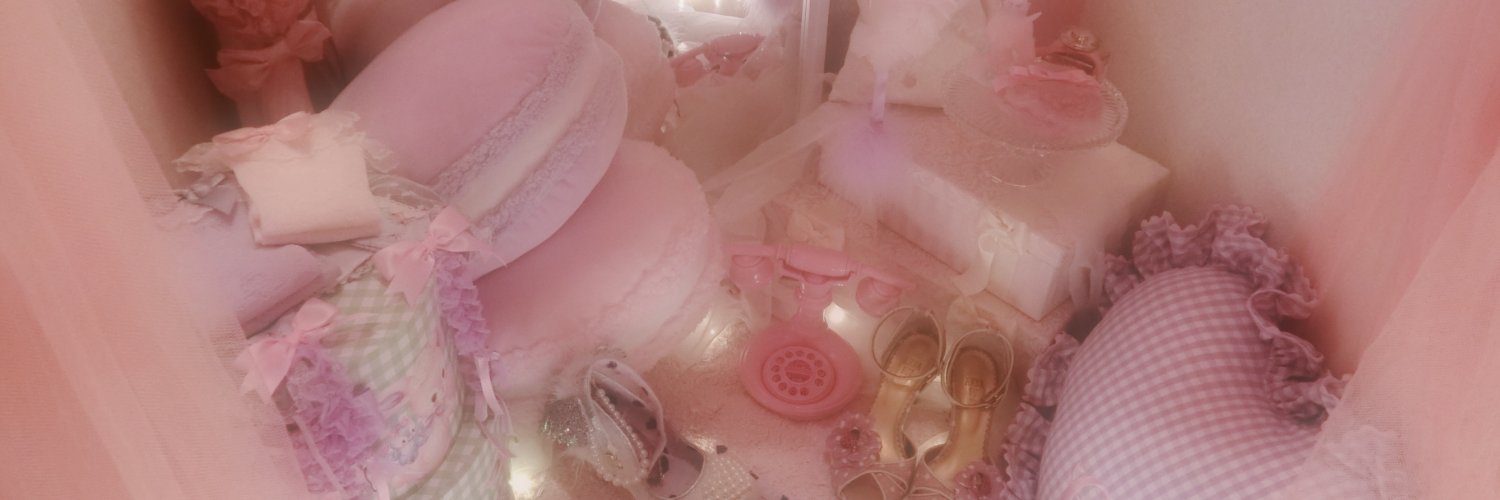 beehive1110's profile banner image