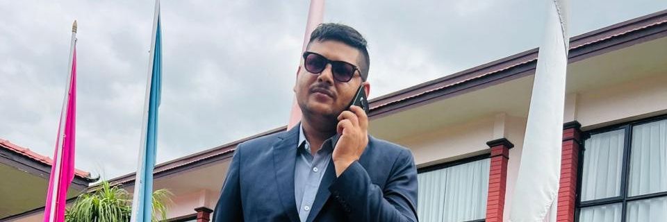 deepinkarki's profile banner image