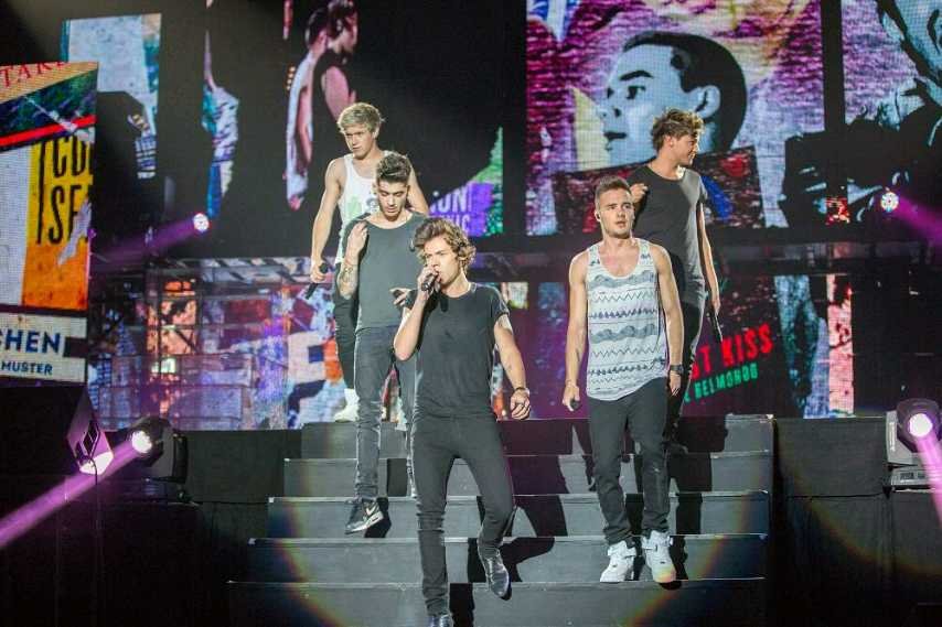 1Youandi5's profile banner image