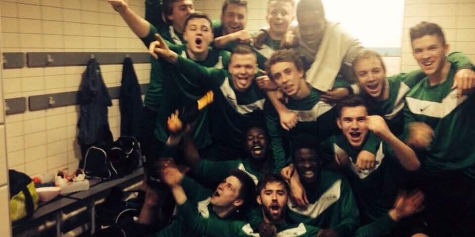 UOC1XI's profile banner image
