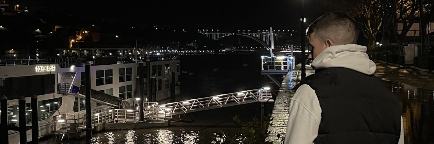 larryxiv_'s profile banner image