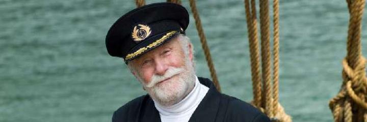 Captain_iglooff's profile banner image