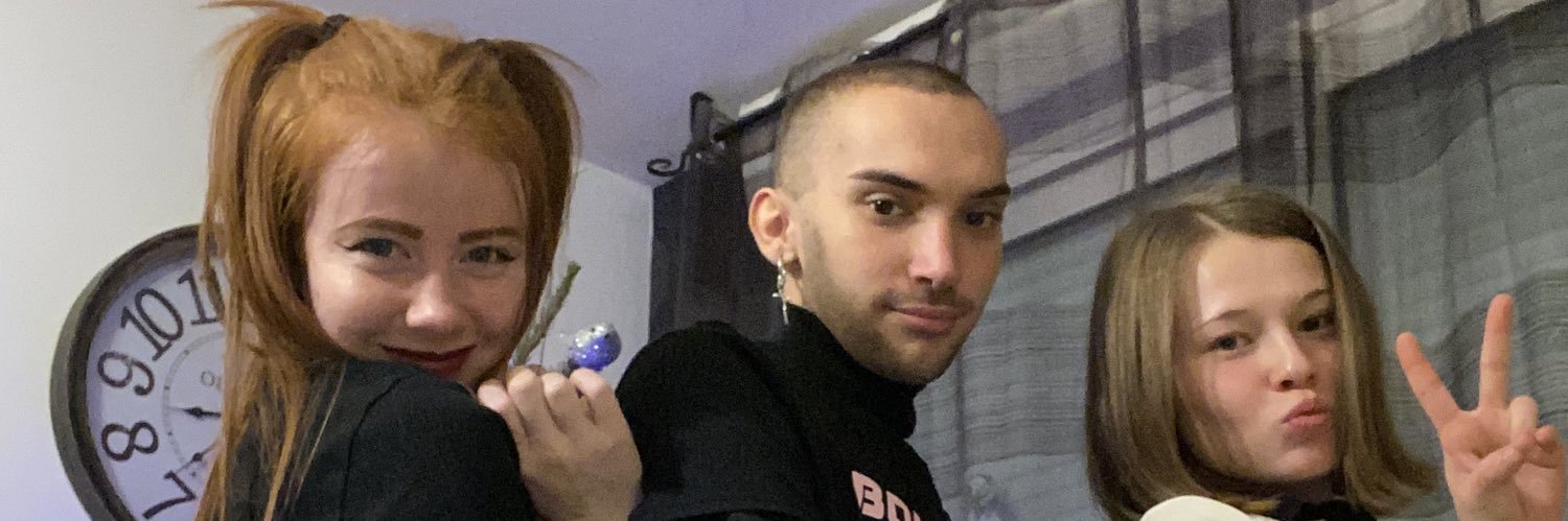 Hemmxngslay's profile banner image