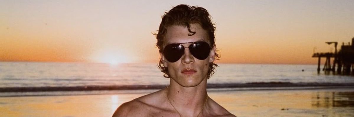 bittercreature1's profile banner image