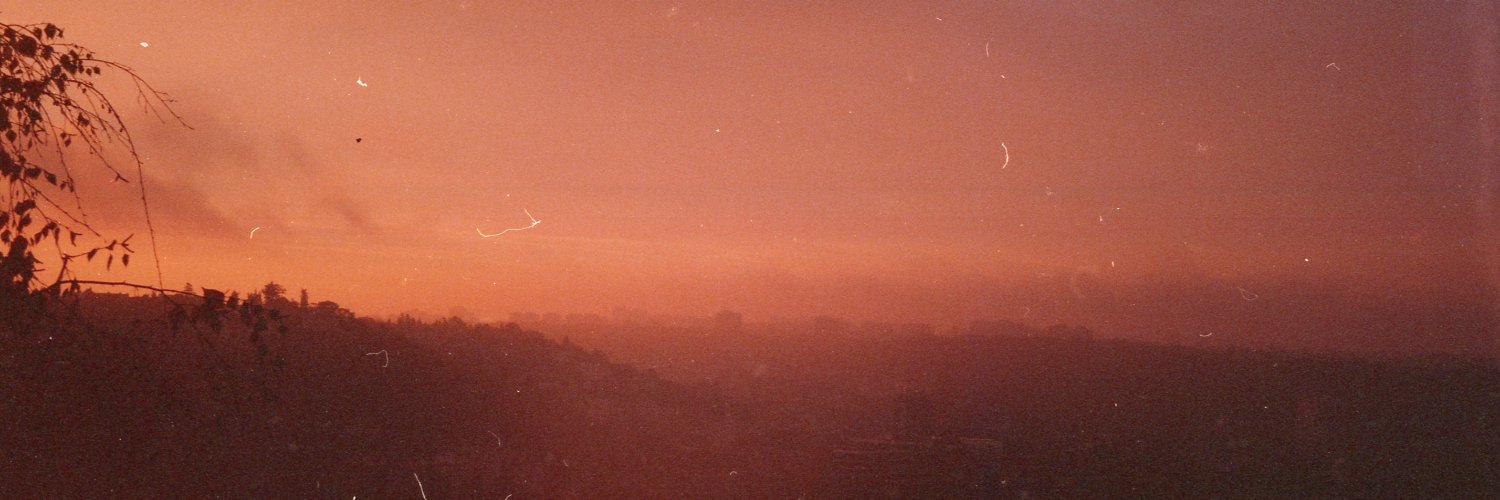 B3zz377's profile banner image