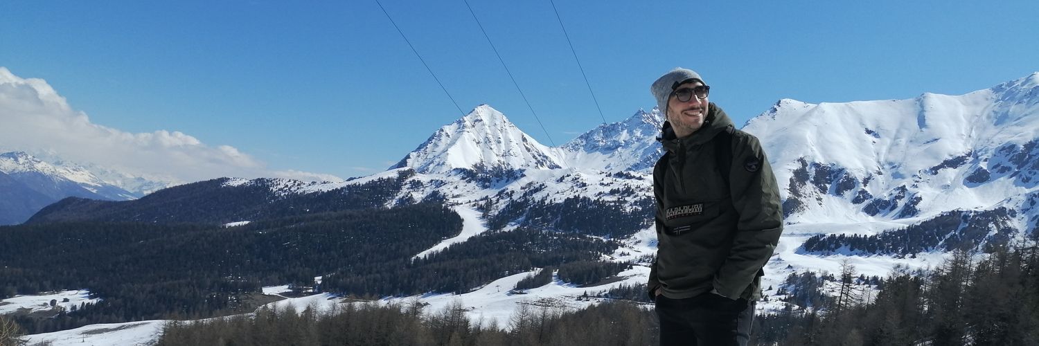 DnLongo's profile banner image