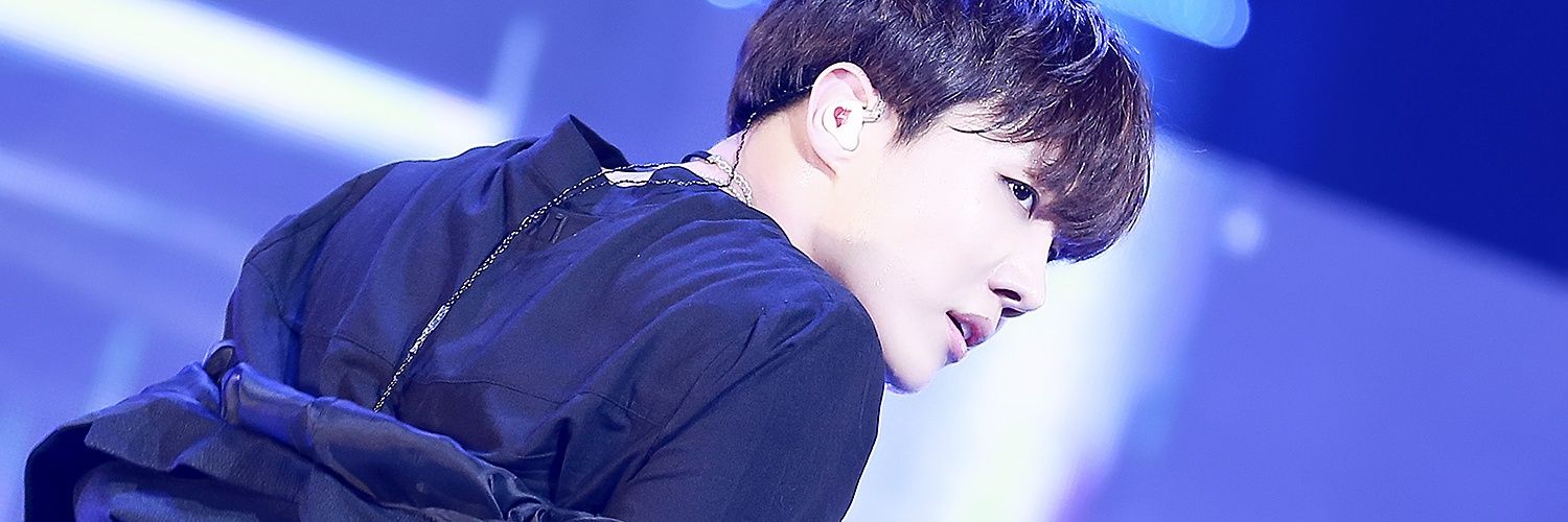 _violet218's profile banner image