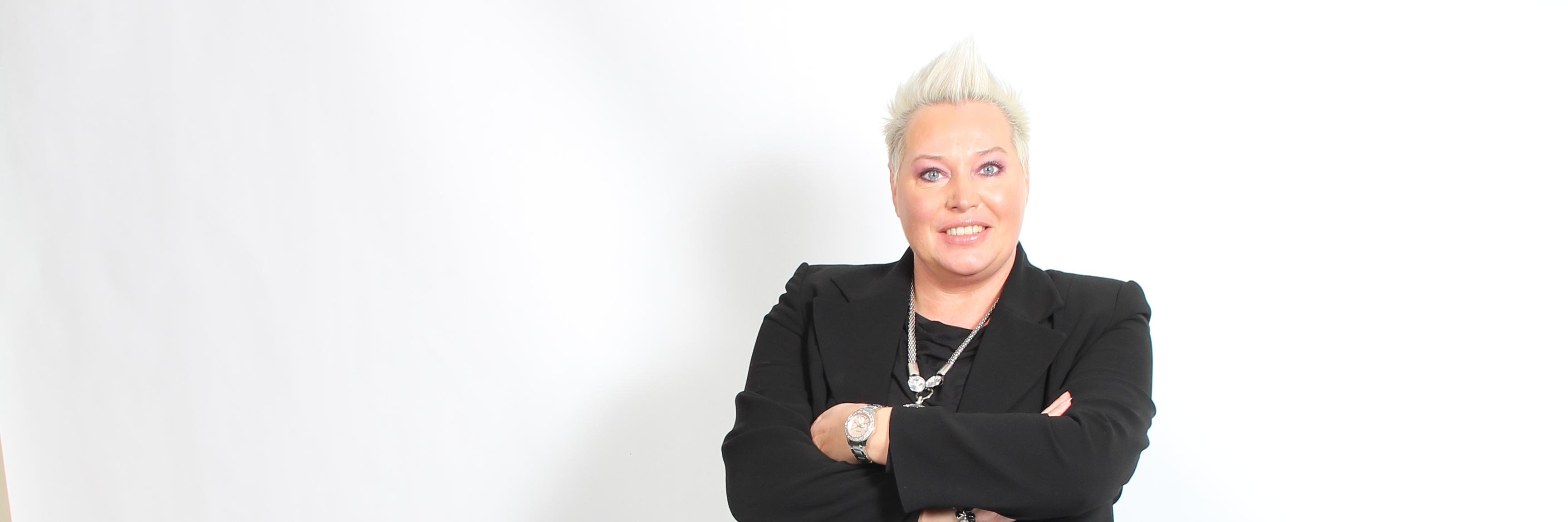 Lorri MortensenMates banner