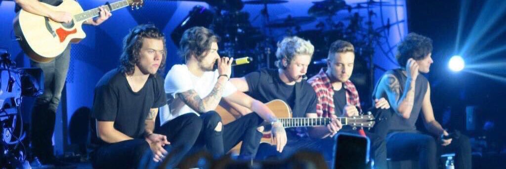 badDirectionner's profile banner image