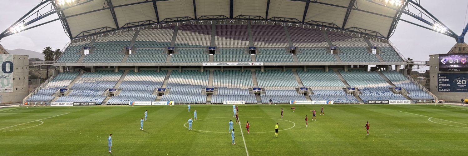 Carlos Pérez banner