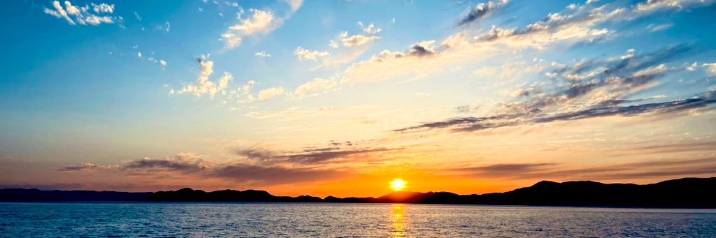 uver3112's profile banner image