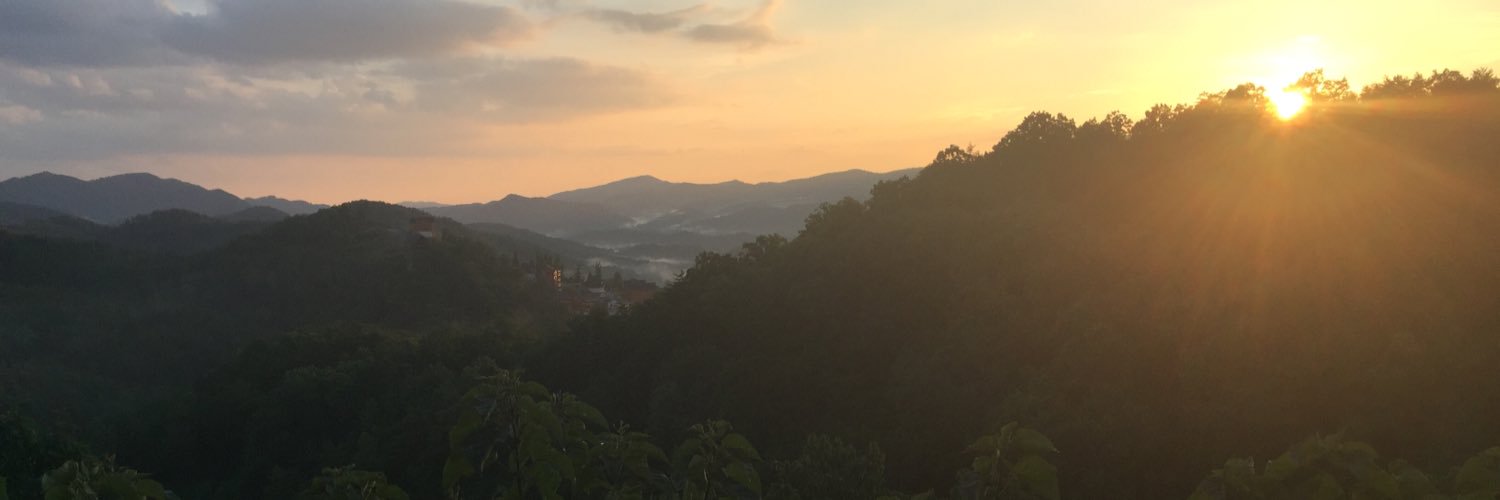 eb_sterner's profile banner image