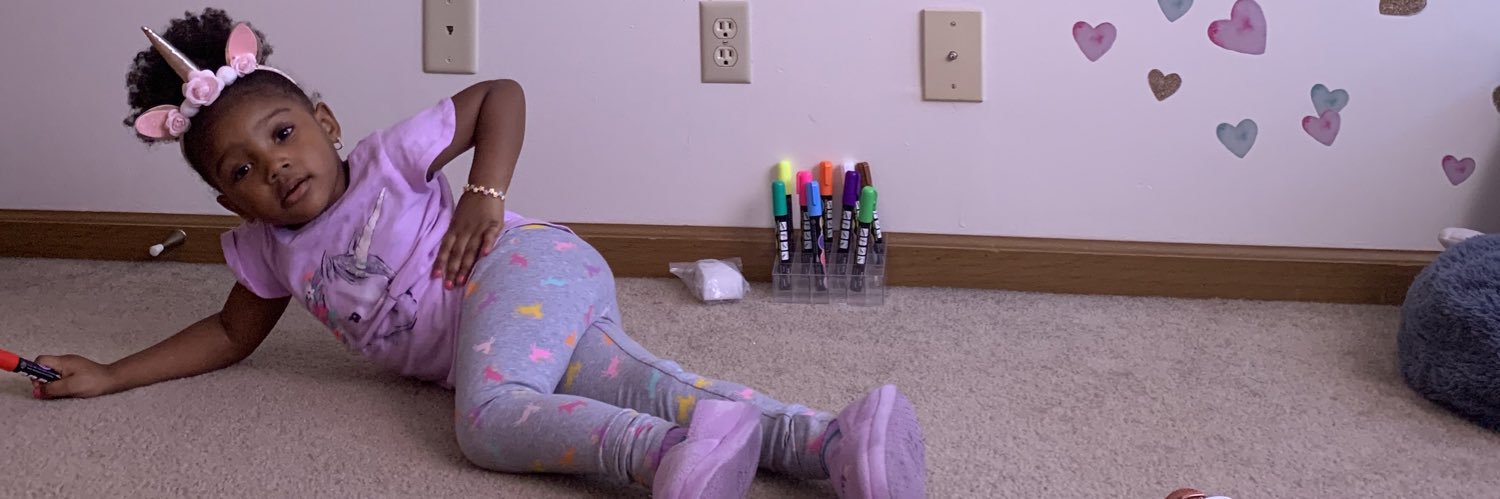 CharmingNClever's profile banner image