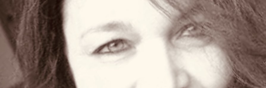 Wanda Alvares banner