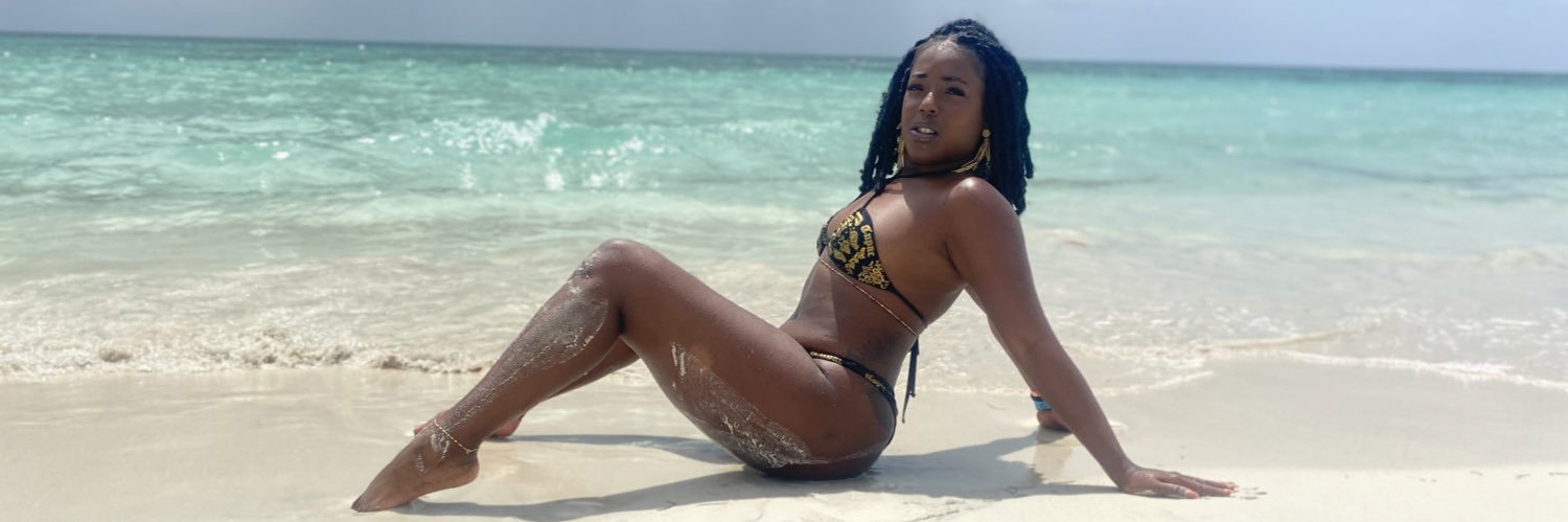 3xquisiteBeauty's profile banner image