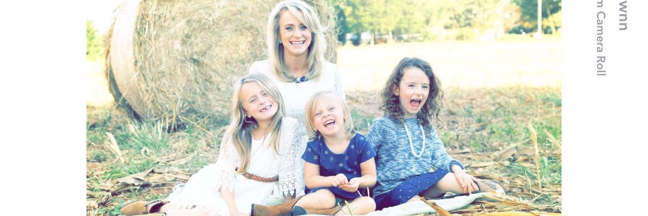 leah_3as's profile banner image
