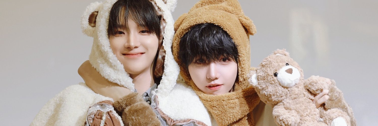 IWOOYOUN's profile banner image