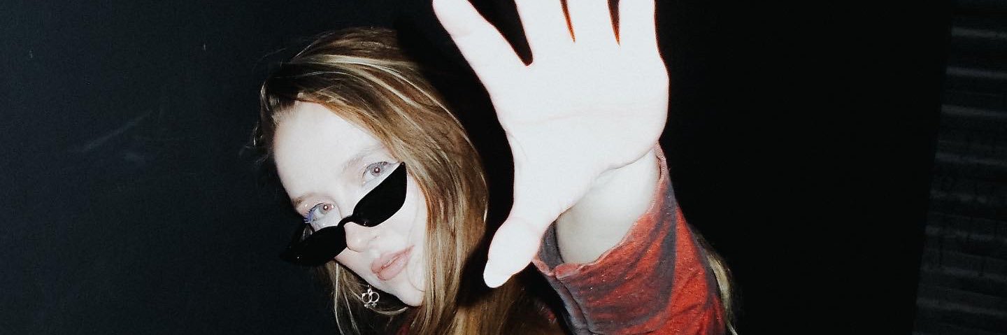 lia farrington 🦋🎧 banner