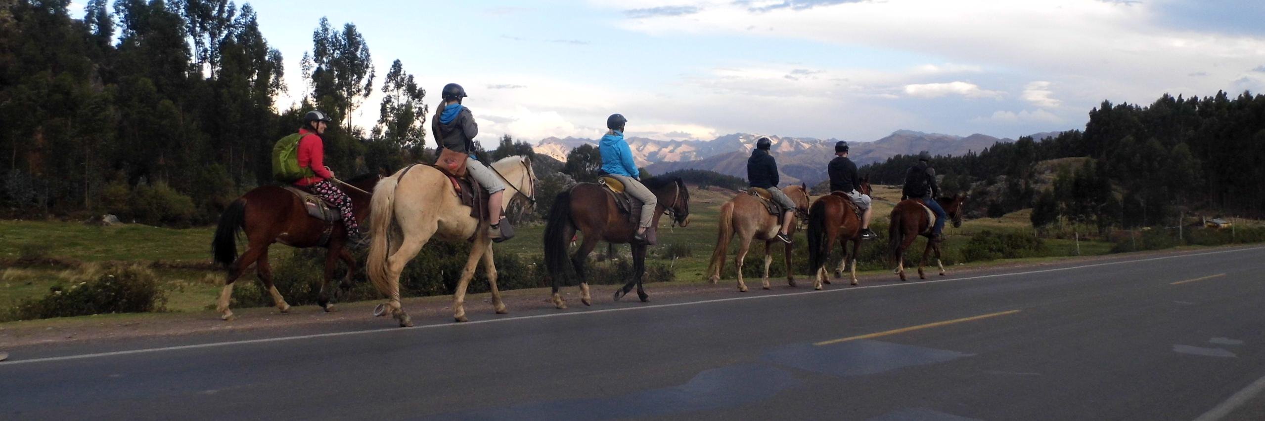 HRidingcusco's profile banner image