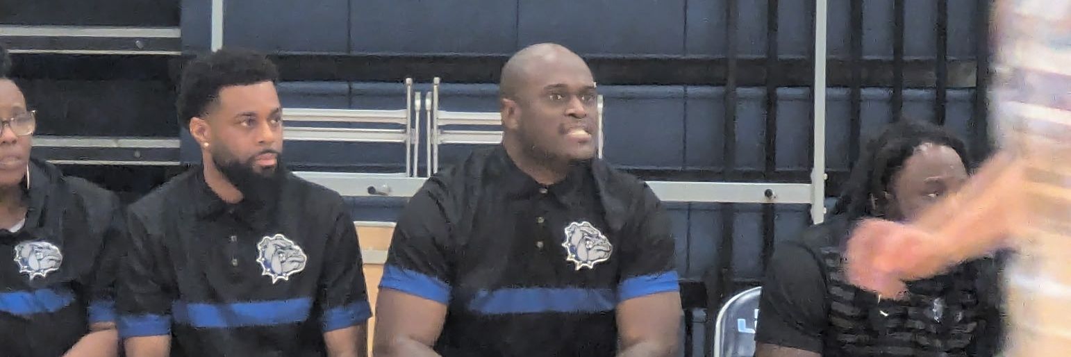 🅲🅾🅰🅲🅷 🅱🅴🆃🆃🆂 banner