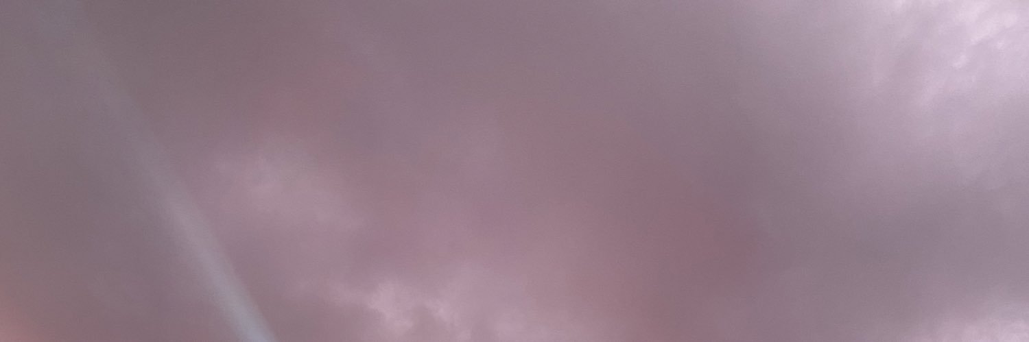 sellennaaz's profile banner image