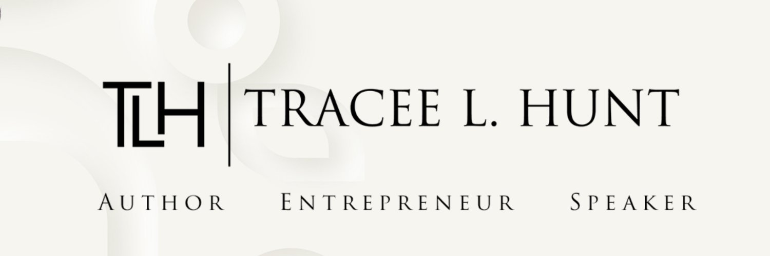tracee_hunt's profile banner image