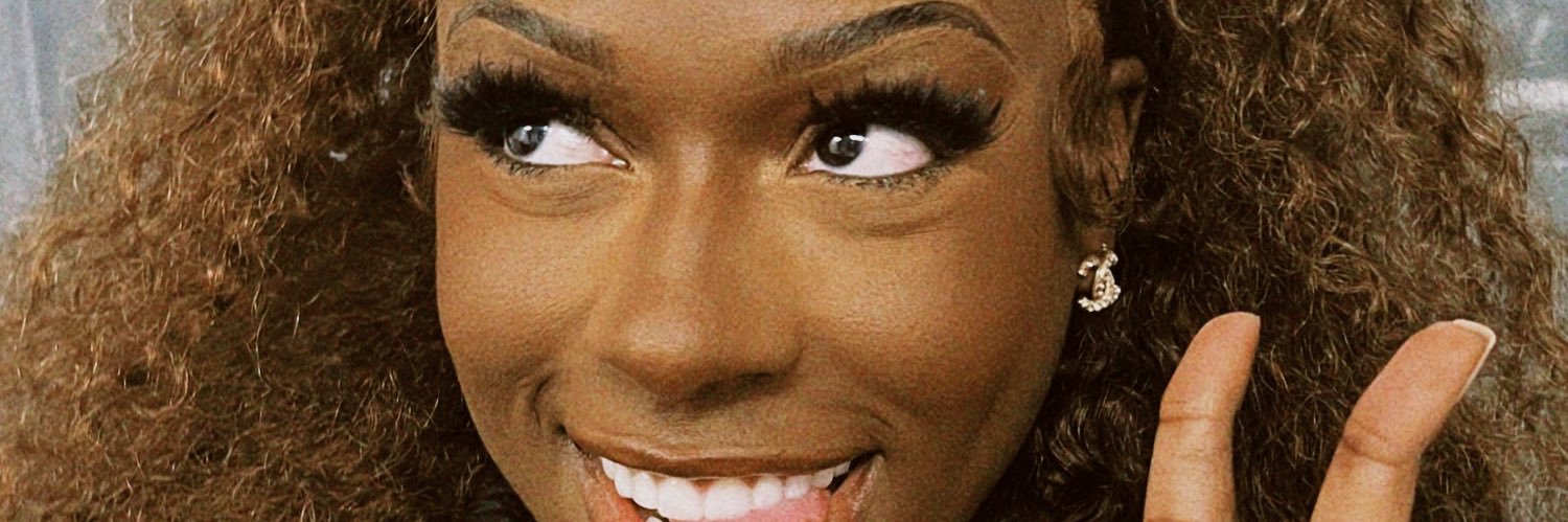Fayyebae's profile banner image