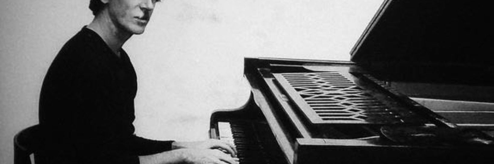 Simon banner