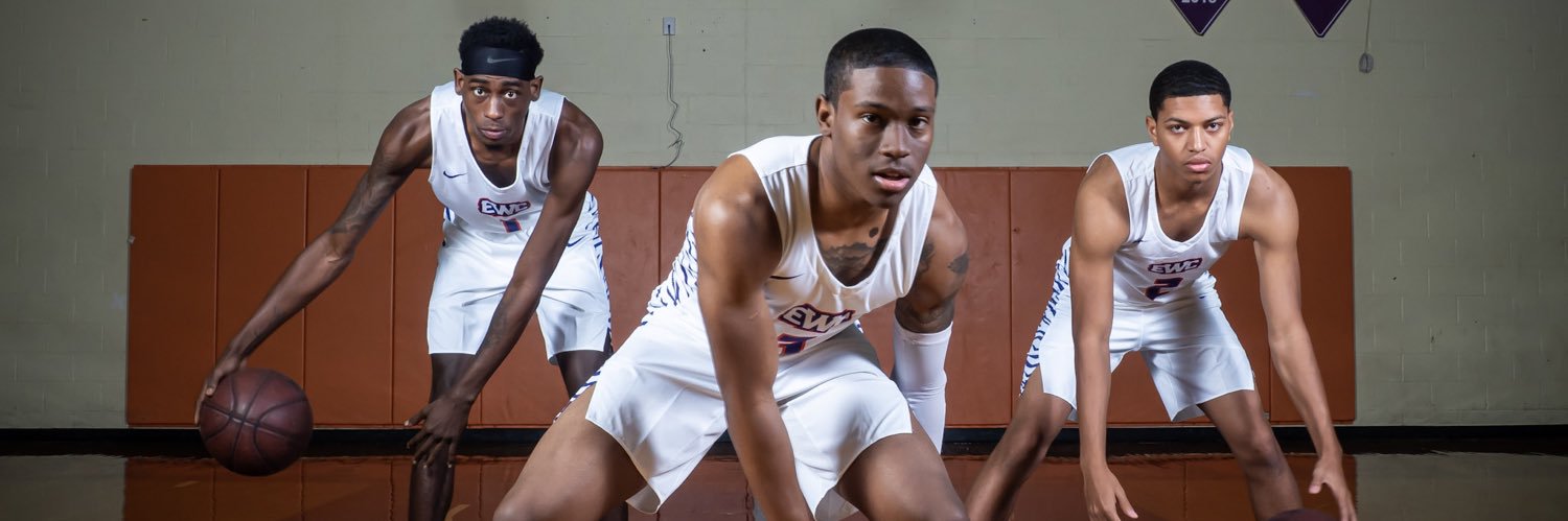 Robert_Thomas3's profile banner image