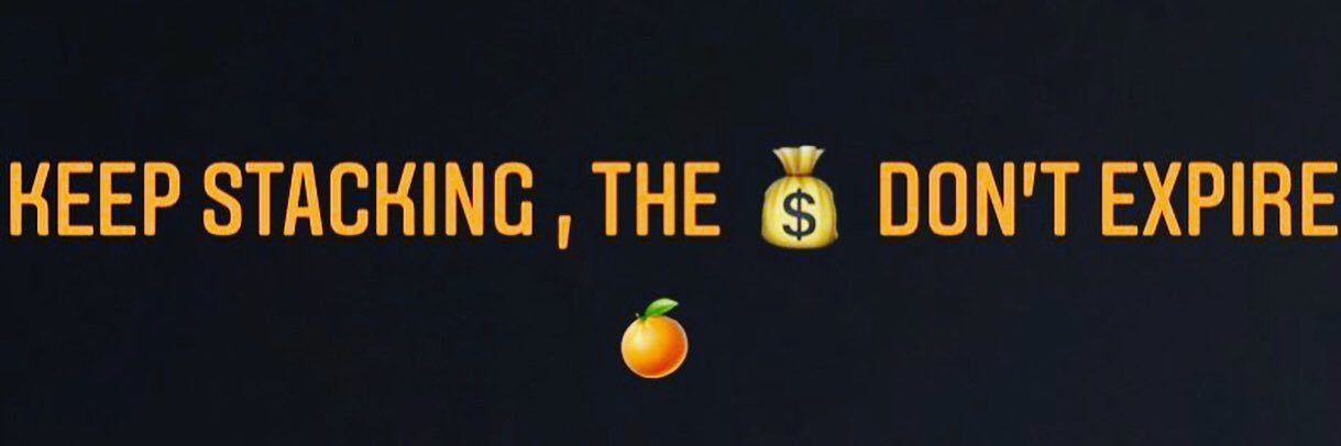 Varyae_Retro23's profile banner image