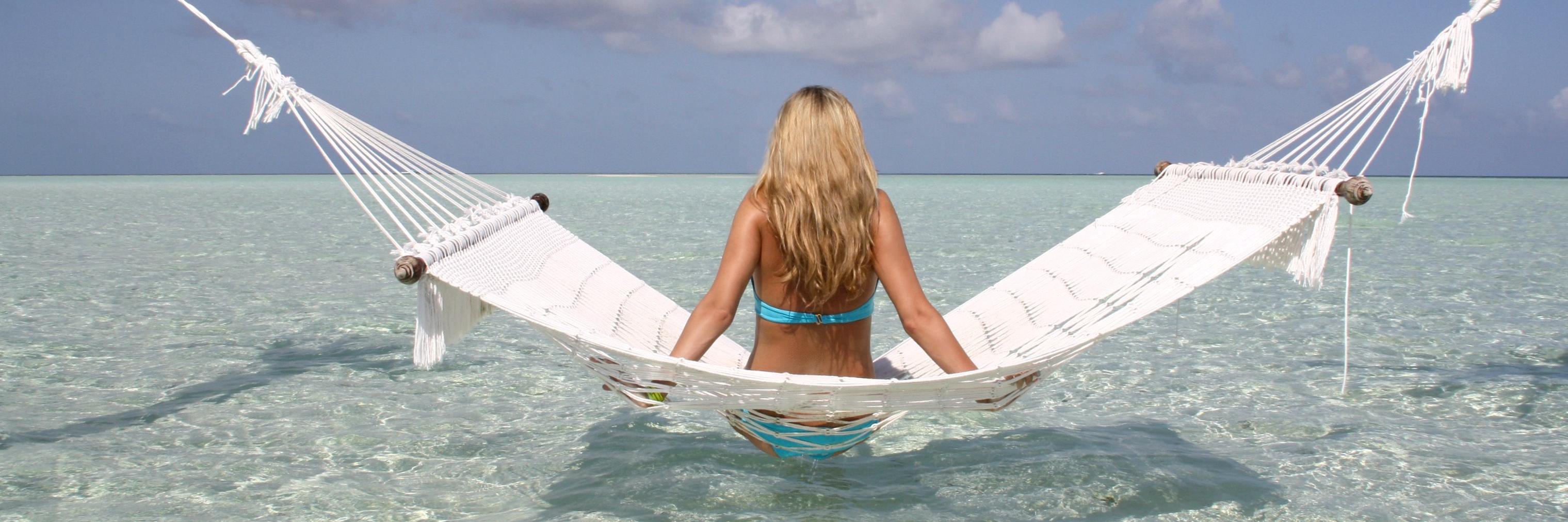TravelMeChic's profile banner image