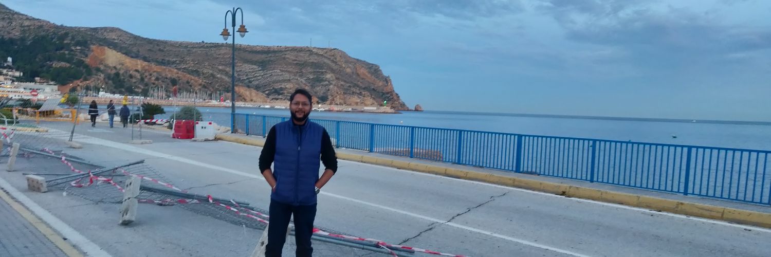 vivmodi's profile banner image
