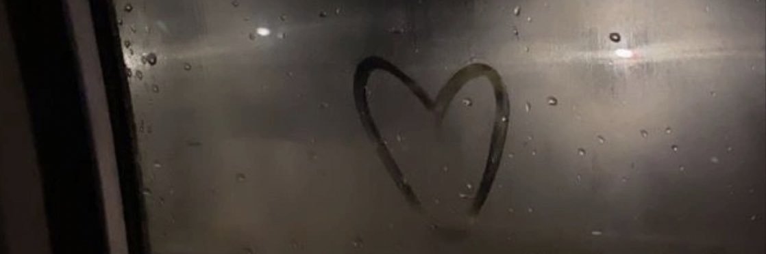 ei44v's profile banner image