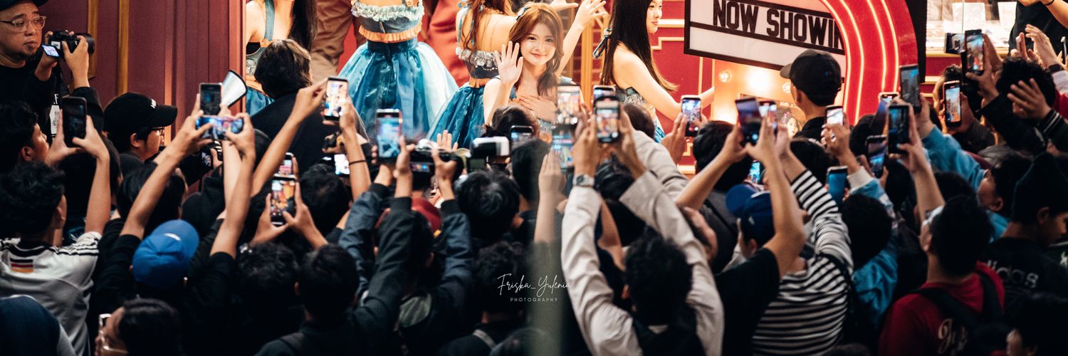 Raii_Raa's profile banner image