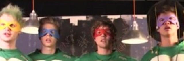 _5sosareperfect's profile banner image