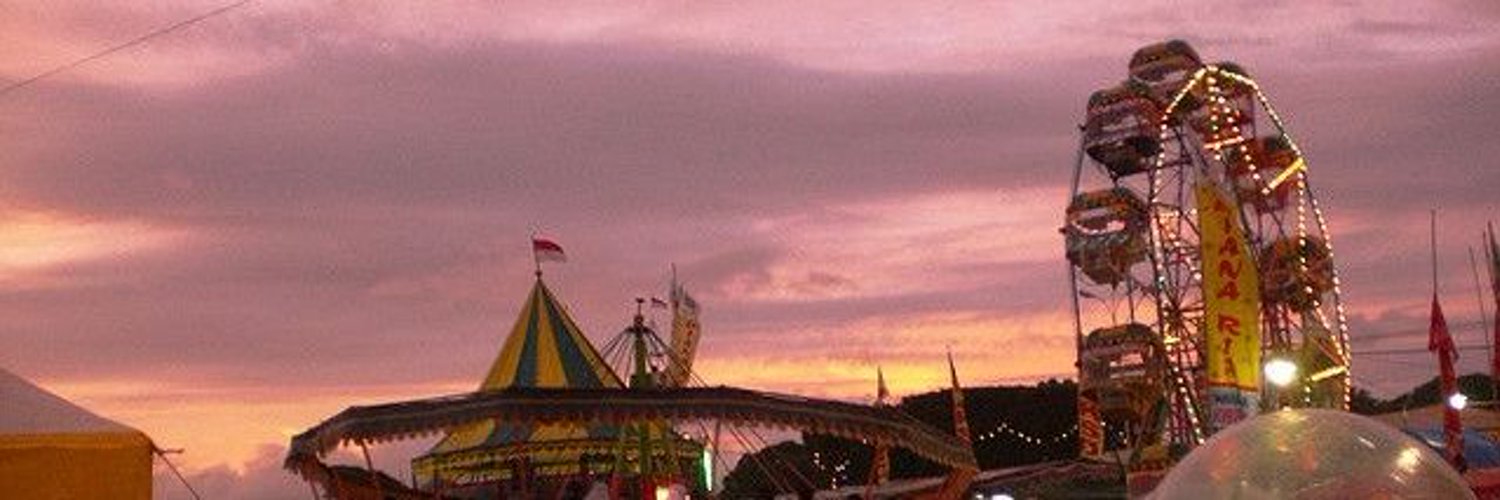 profelora484's profile banner image