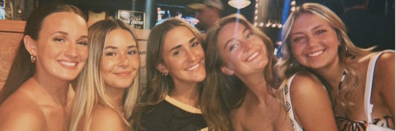 anniearby6's profile banner image