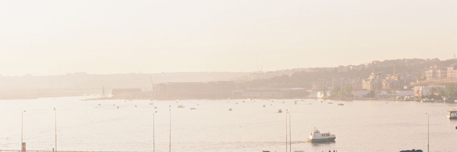 esmnrakts's profile banner image