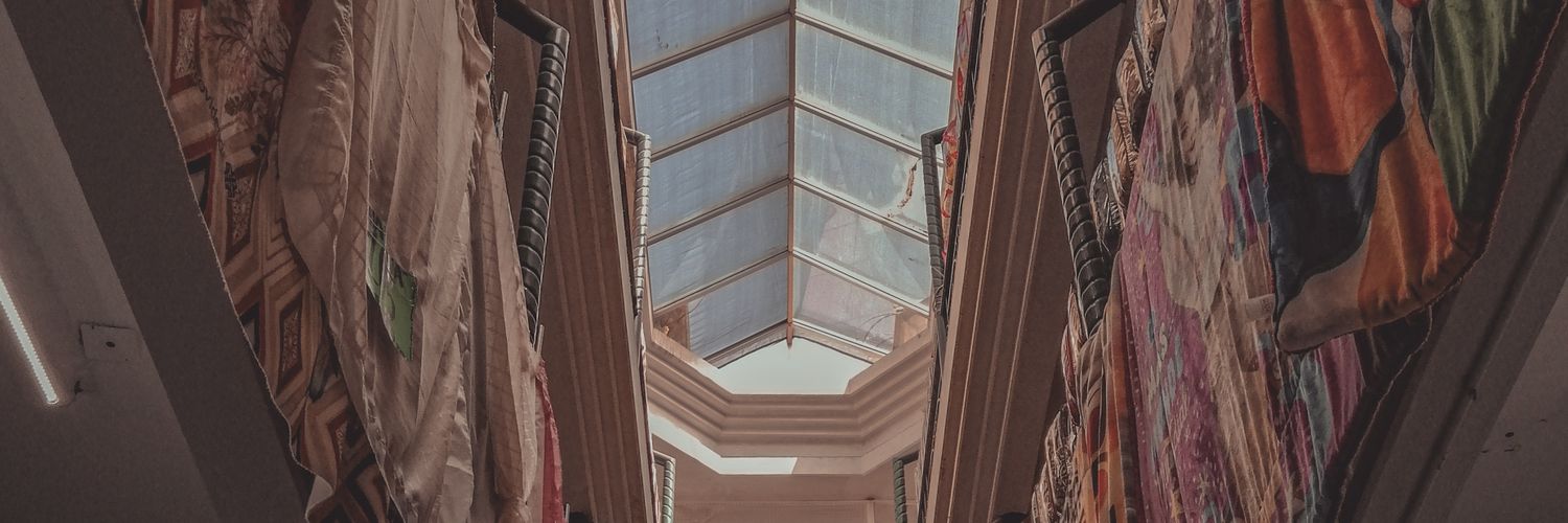 omarvz_'s profile banner image