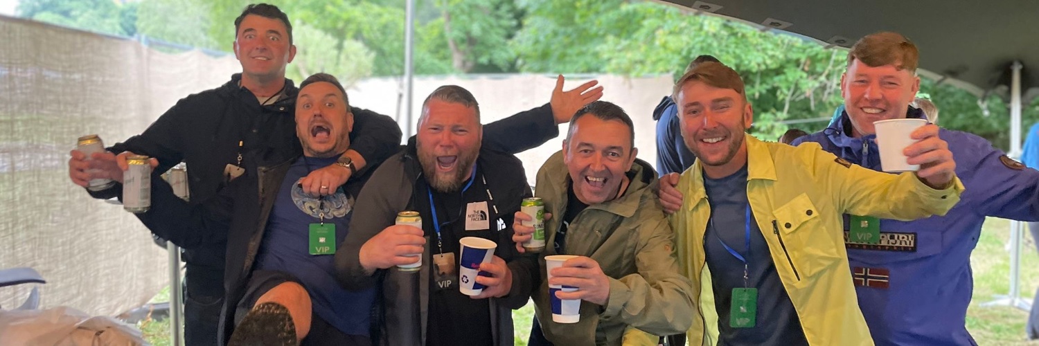 Elliot Wright banner