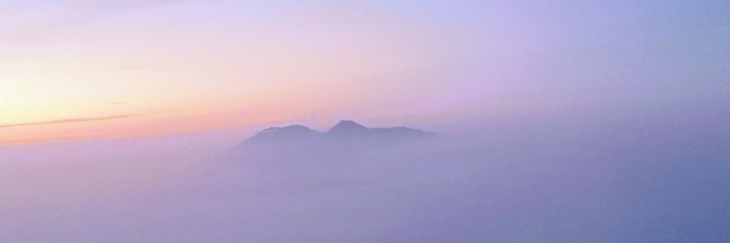 po7ine's profile banner image
