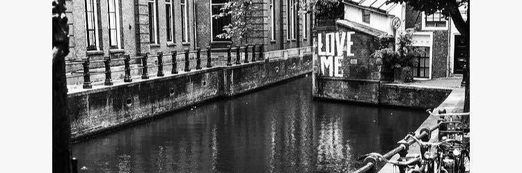rachelthomson🖤 banner