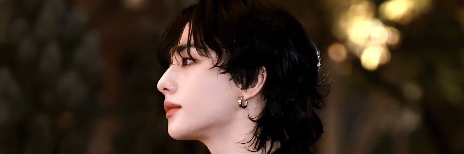 문히아🌙 banner