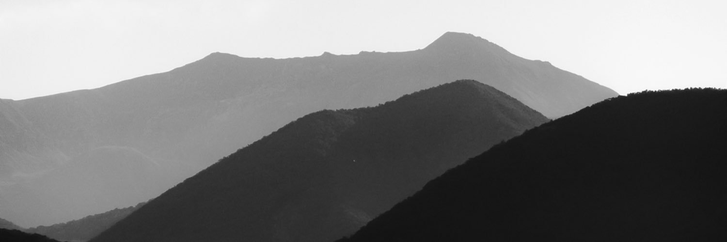 vinhev's profile banner image