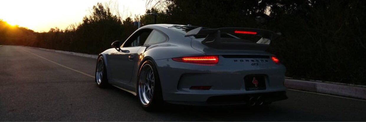Porsche_Autos's profile banner image