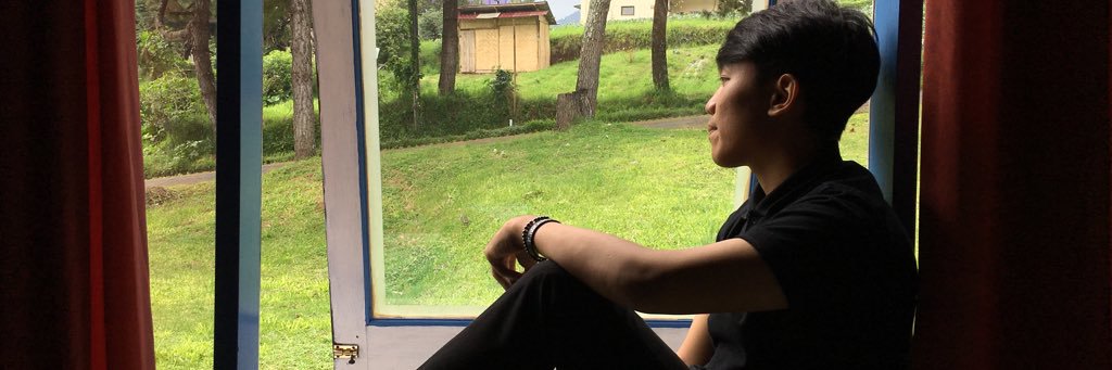vickytanamal's profile banner image