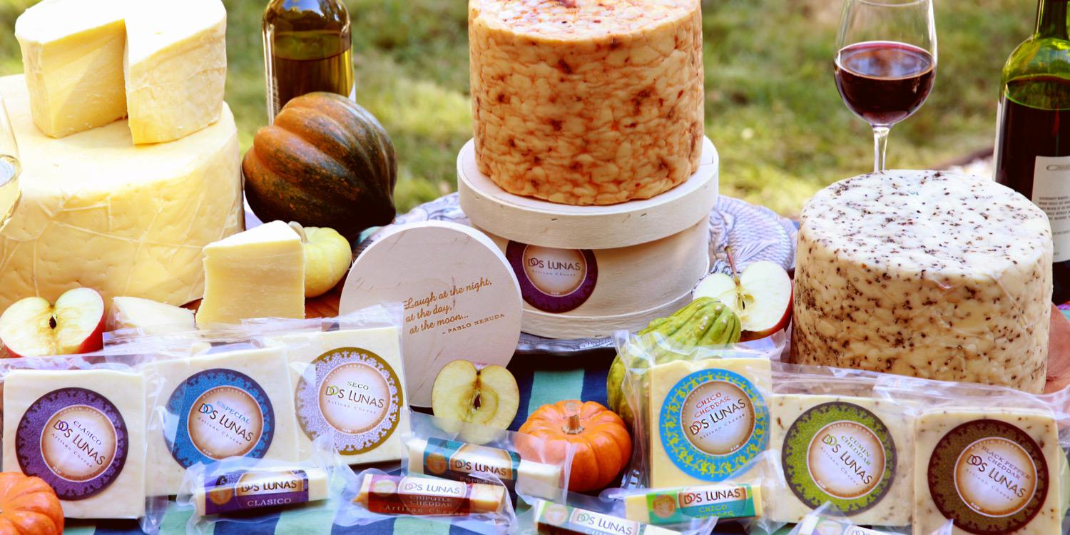 Dos Lunas Cheese banner