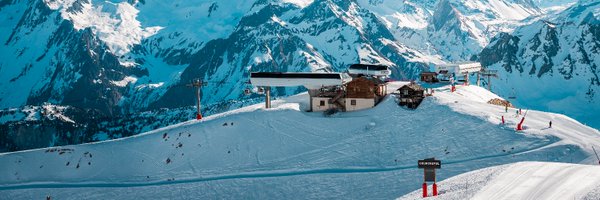 courchevel Profile Banner