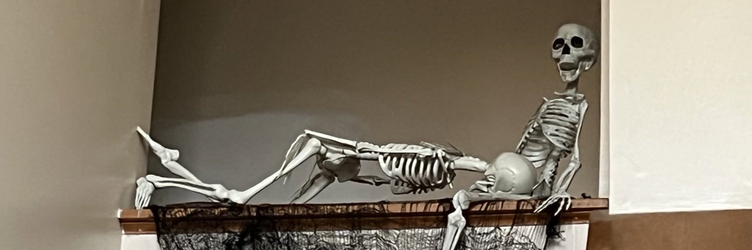 YoungEssKayy's profile banner image